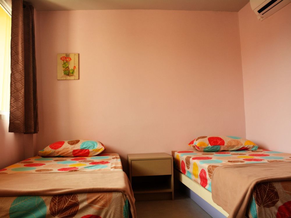 In Phuket House Hotel Екстериор снимка